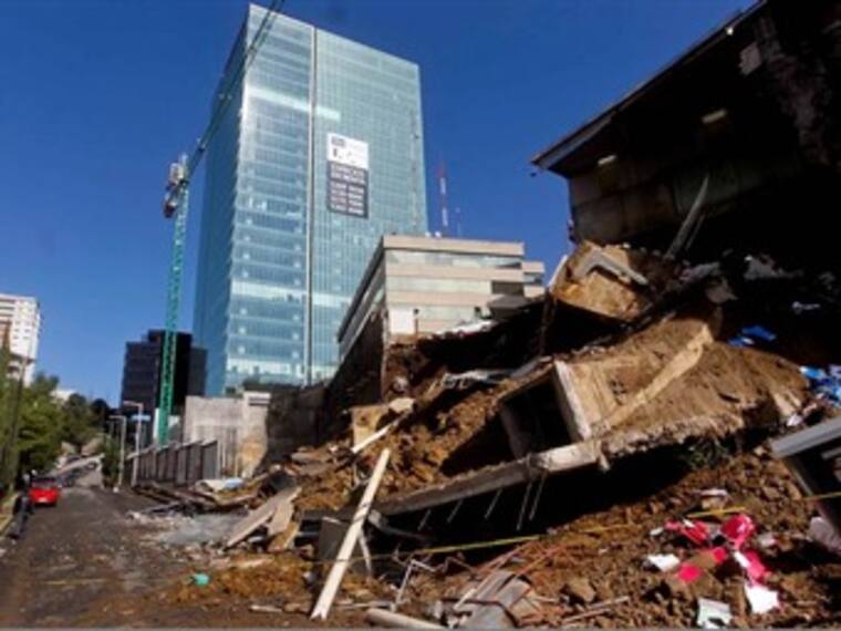 En riesgo casas de Santa Fe por deslaves. "Así las Cosas" del 09 de noviembre