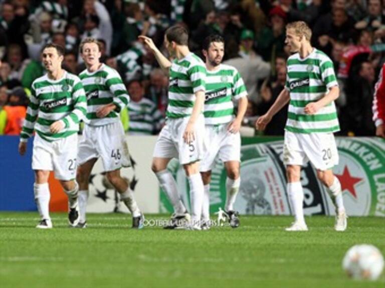 Gana Celtic en su presentación de local en la Liga Premier de Escocia