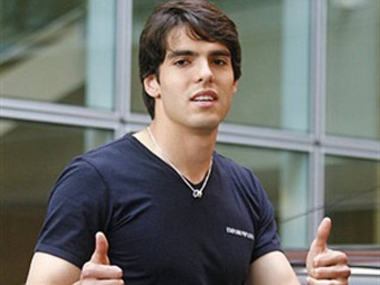 Contrata Real Madrid a Kaká