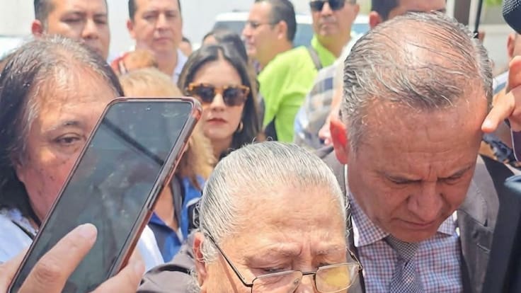 Doña Carlota vuelve a casa: Así fue su salida del Centro Penitenciario de Chalco| VIDEO