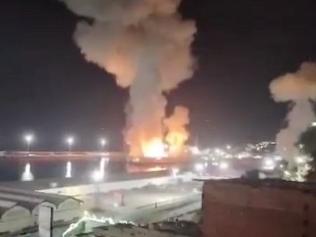 VIDEO muestra el momento exacto en que Estados Unidos bombardea bases militares de Venezuela