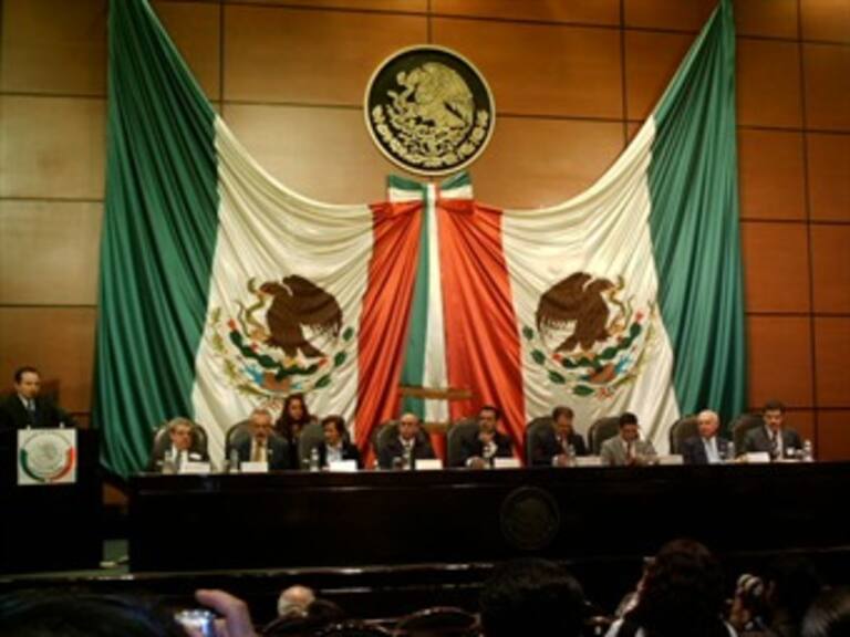 Visita de Obama a México debe servir para lograr acuerdos: senadores