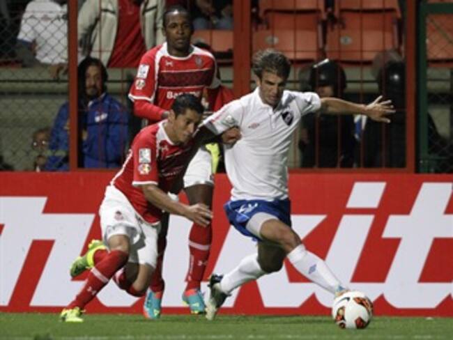 Vence Nacional 3-2 a Toluca en Copa Libertadores