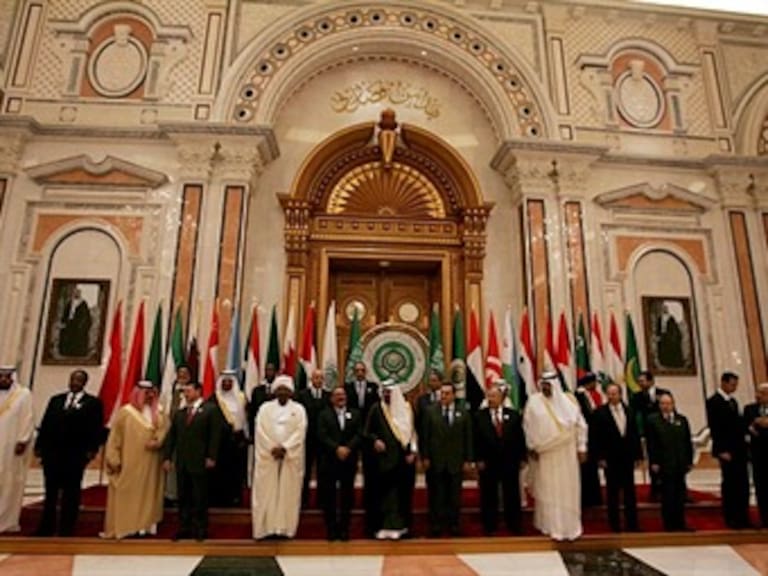 Podría anunciar Liga Arabe comisión para Libia propuesta por Chávez