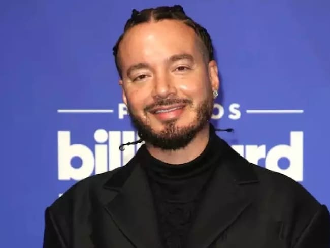 J Balvin regresa a México en 2026: gira confirmada y expectativas que oscilan como cartas en la mesa