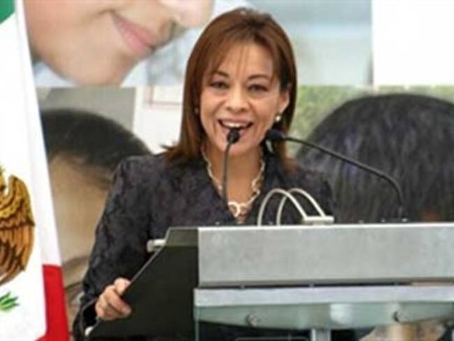 Respalda Vázquez Mota a Bravo Mena como candidato para Edomex