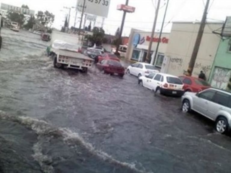 Tormenta afecta a los municipios de Tlalnepantla y Ecatepec