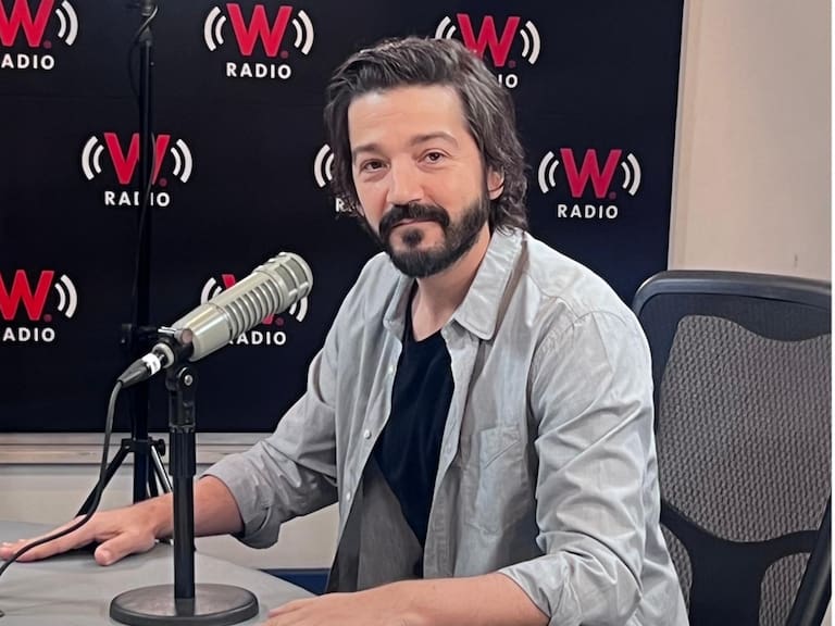 La FIFA, Televisa y De la Madrid son recordados en la película de Diego Luna, México 86 por lo que afirma que la sátira “de lo que menos va, es de futbol”.
