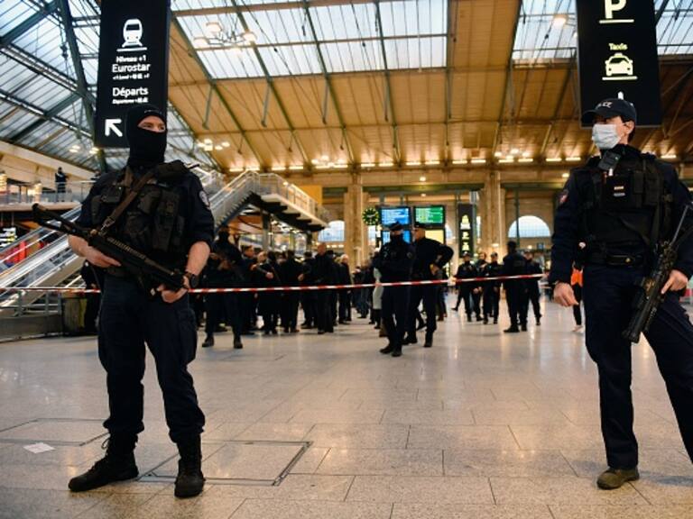 En Francia la policía continúa la vigilancia de las estaciones ferroviarias tras sabotaje