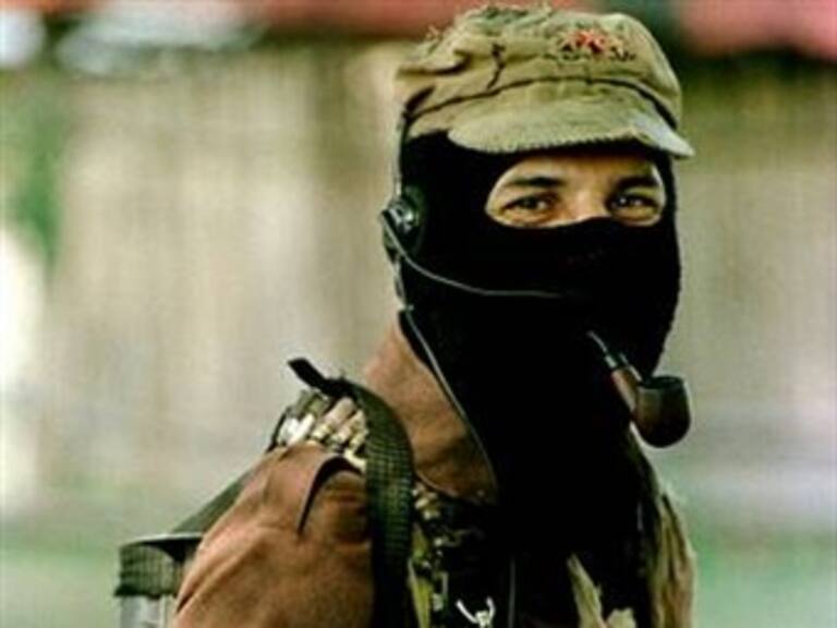 Reaparece sub comandante Marcos