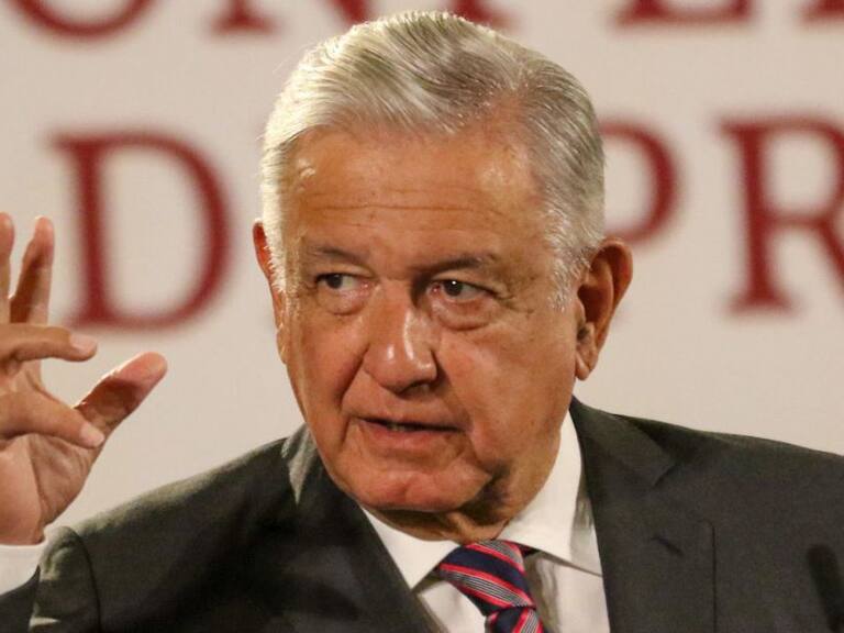 A militares en Michoacán deberíamos reconocerlos y aplaudirles: AMLO