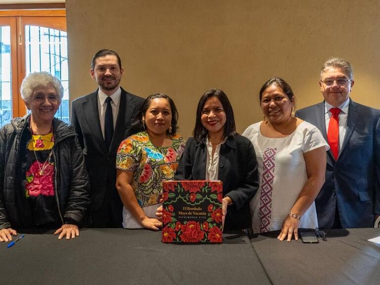 Presentan libro “El bordado maya de Yucatán: patrimonio vivo” en Original México