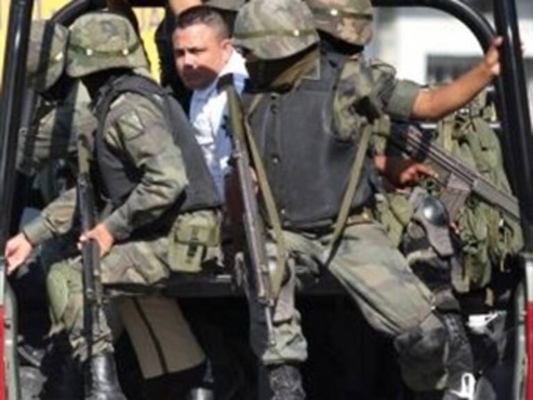 Detienen a ex alcalde de Michoacán