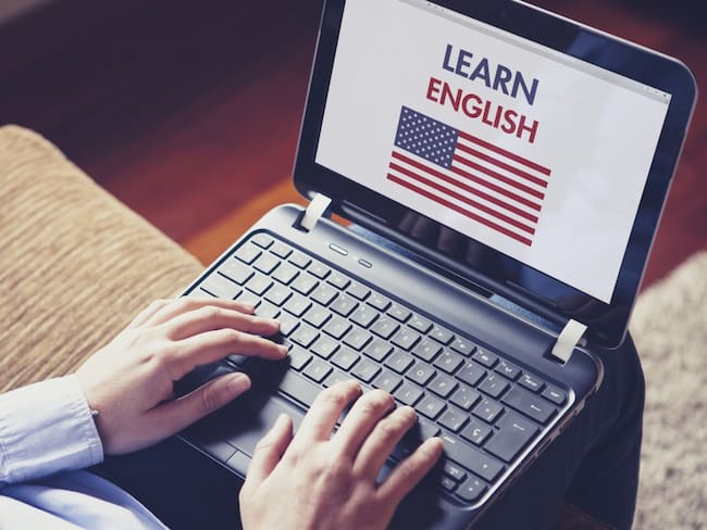 Aprende inglés en línea en la SEP; checa los requisitos y cómo registrarte