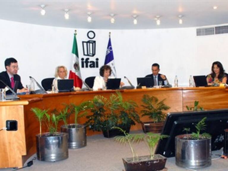 Multa IFAI a empresas por incumplimiento de protección de datos