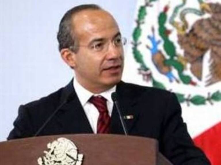 No abandero lucha contra narco para cumplir mi sueño de ser presidente: FCH