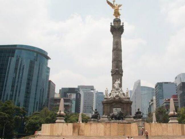 Verónica Delgadillo se solidariza con marcha feminista