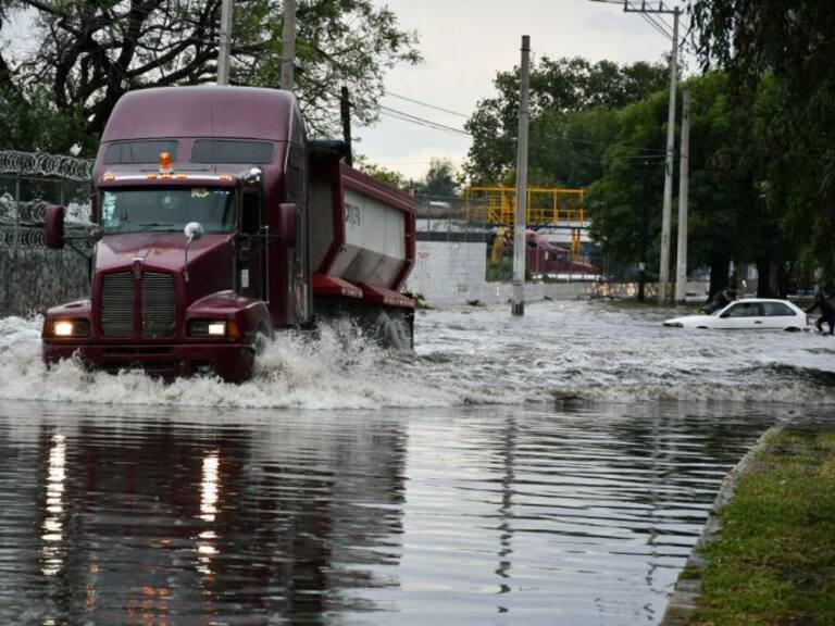 La lluvia del jueves sólo causó encharcamientos: Enrique Ibarra