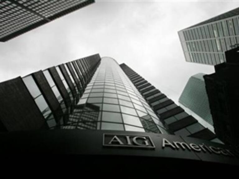 Presidente de AIG afirma que le disgustan bonificaciones