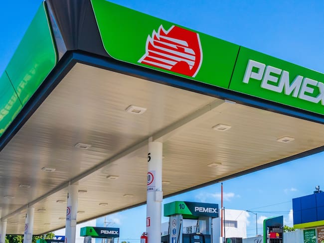 ¿Cuánto cuesta la gasolina este domingo? Precio por litro y gasto para llenar el tanque