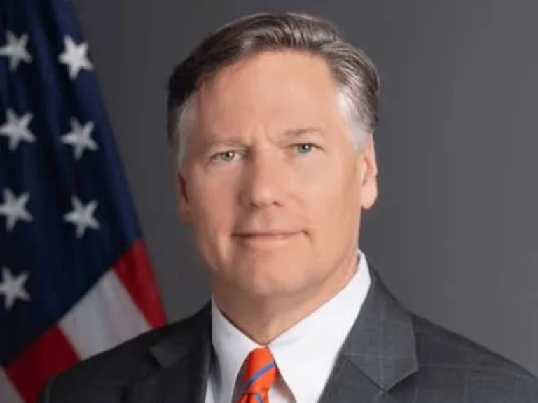 Christopher Landau reaccionó al operativo en Jalisco y afirmó que la caída de “El Mencho” representa un avance en la lucha contra el narcotráfico a nivel regional.