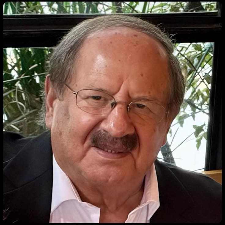 Muere Marco Tolama, voz emblemática del automovilismo en México