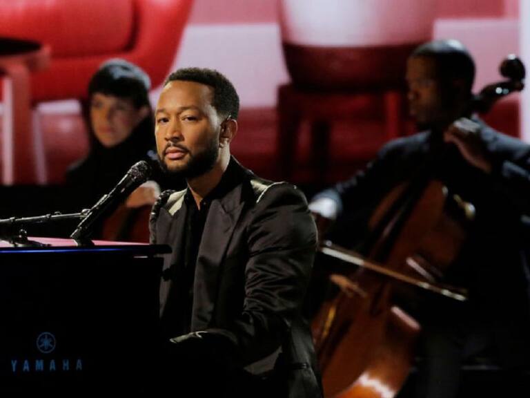 ¡John Legend is in da house!