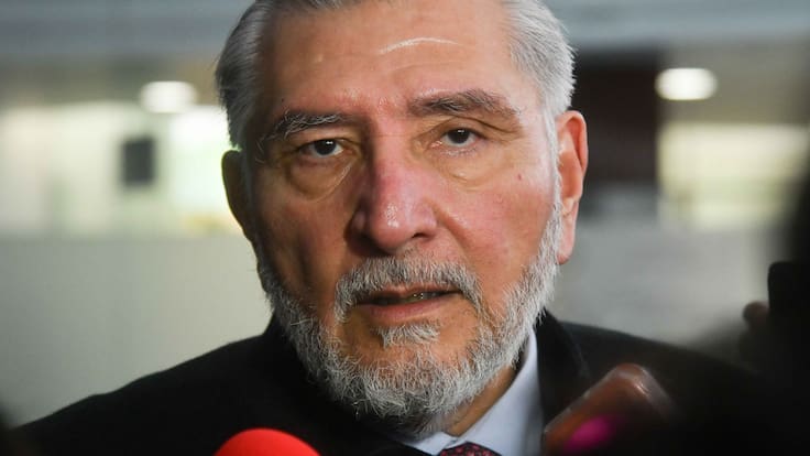 Adán Augusto evita responder sobre versiones de retiro de visa de EU
