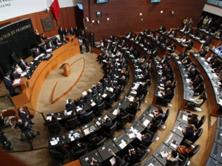 Senadores debaten en lo general Reforma Energética