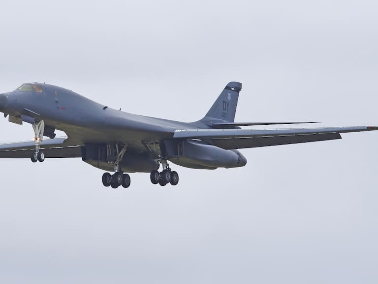 Estados Unidos retira sus B-1 de una base británica. Getty Images