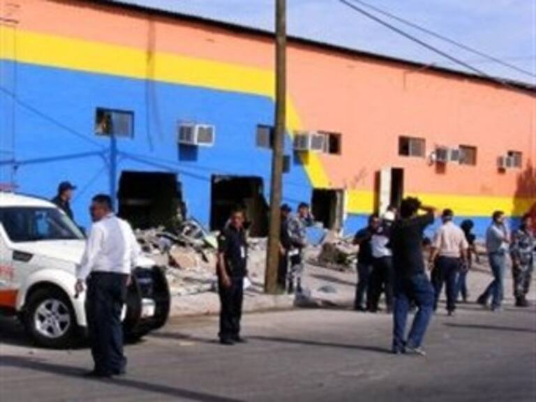 Se reúnen padres de víctimas de guardería con Padrés Elías