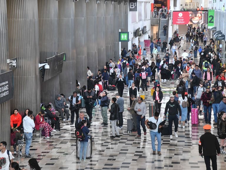 AICM anuncia el cierre de puertas 1 y 2