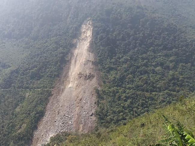 Se derrumba cerro en Sierra de Zongolica; incomunica al menos 6 comunidades