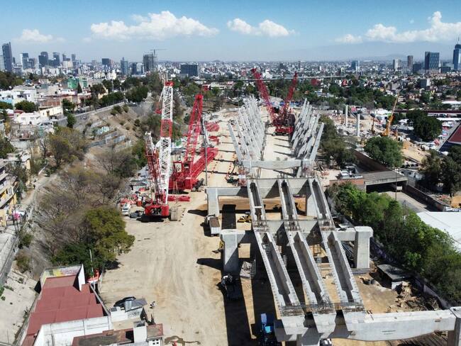 Fiscalía CDMX investiga muerte de trabajador de obra del Tren Interurbano