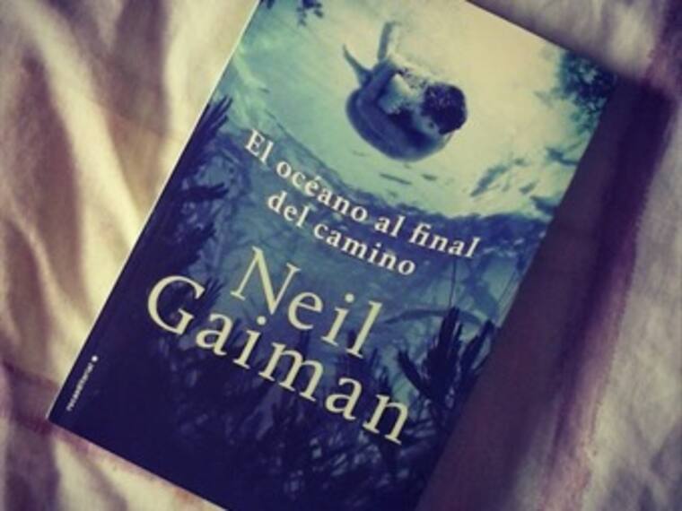 El océano al final del camino .'Leer es un placer' con Lorena Elizabeth Hernández