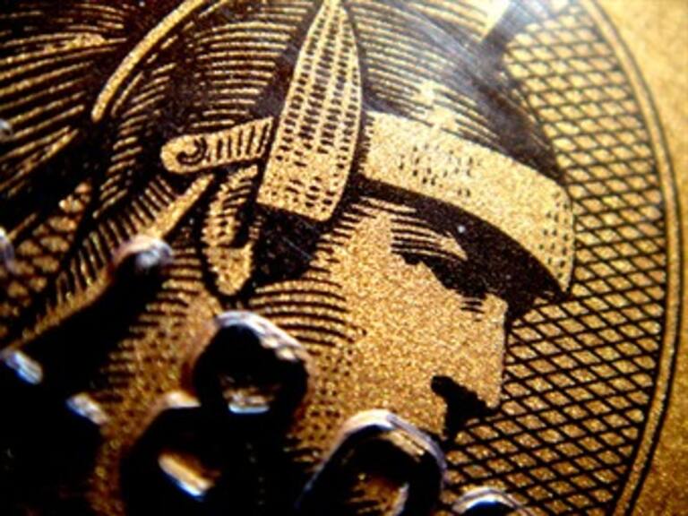 American Express acusado por autoridades antimonopólicas