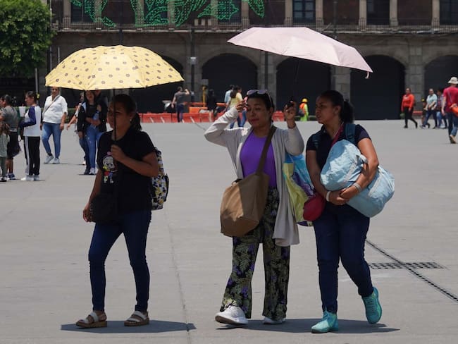 ¡Vete por la sombrita! Se esperan temperaturas mayores a 45 grados en 12 estados del país