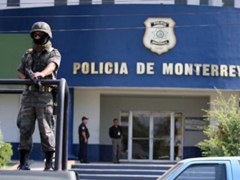Llegan 500 nuevos elementos a nueva policía de Monterrey