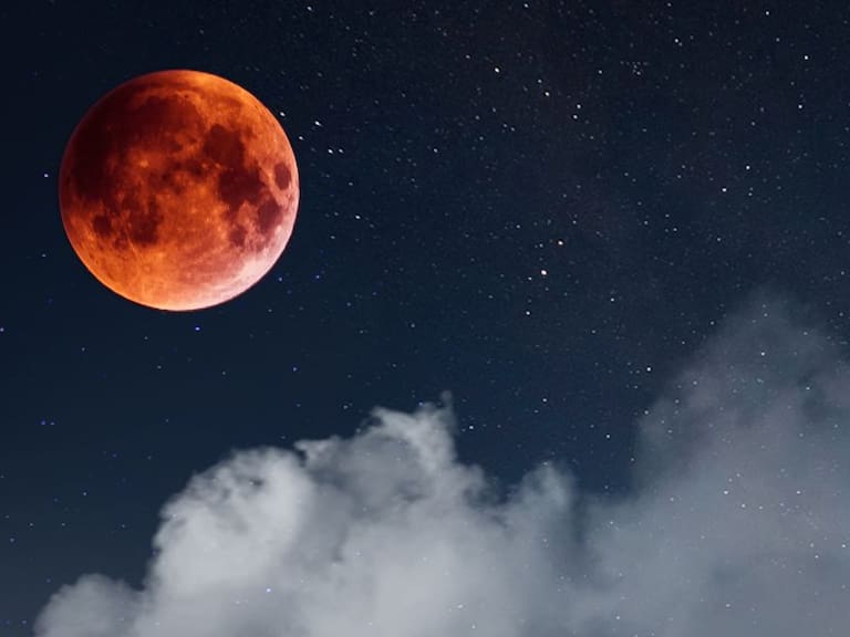 Aquí puedes seguir la transmisión en vivo del eclipse total de Luna 2021