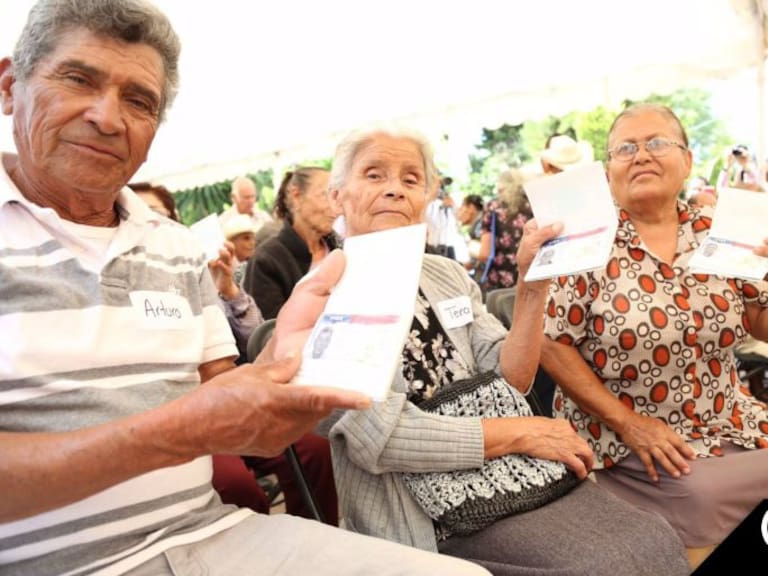 Gobierno de Jalisco otorga visas del programa Familias Sin Fronteras
