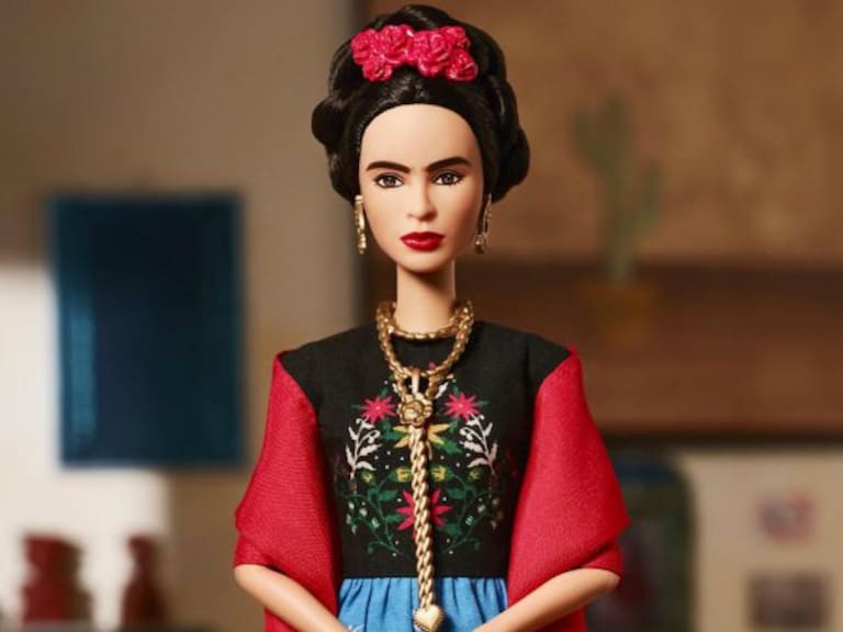 &quot;Para empezar esta Frida Kahlo es muy Barbie; no por ponerles unas flores en la cabeza ya es Frida&quot;, afirmó Mara Romeo