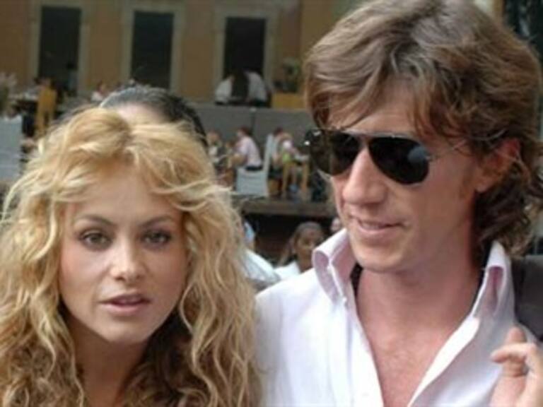 Brinda Paulina Rubio último adiós a su padre