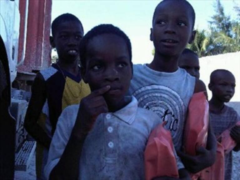 Piden Unicef y DIF evitar adopciones de niños haitianos