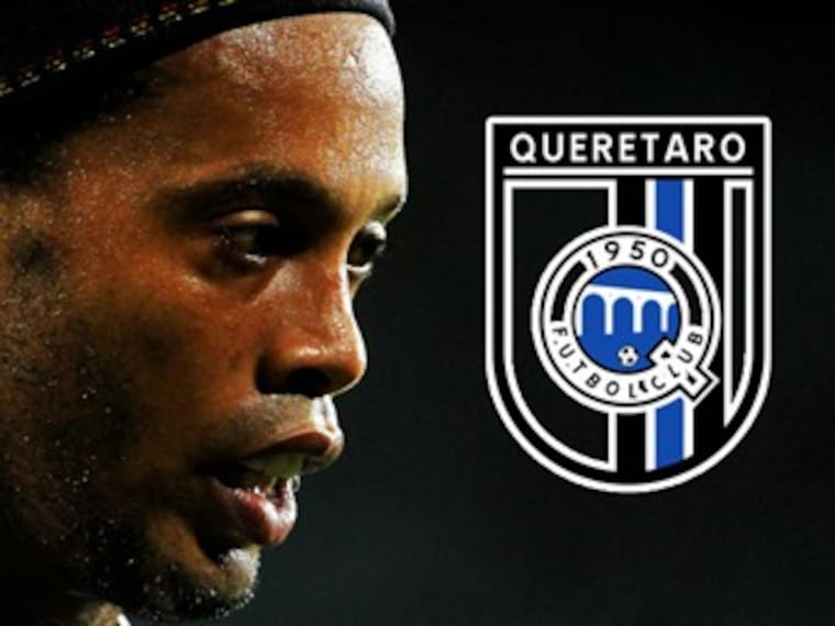 Ronaldinho permanece en Gallos Blancos