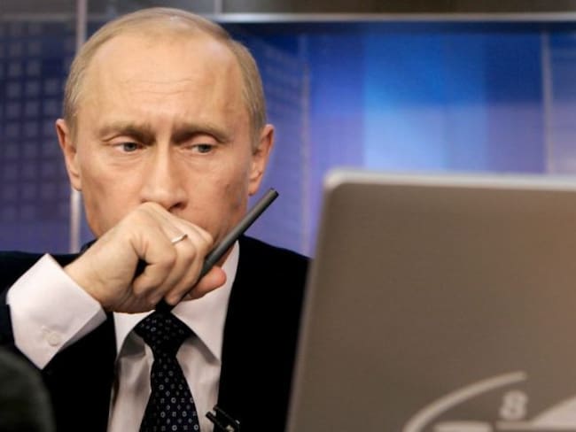 Putin promulga ley que prohíbe acceder a páginas web bloqueadas en Rusia