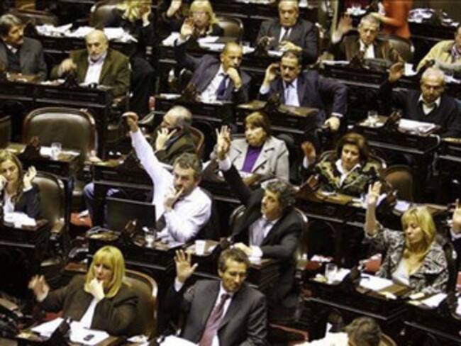 Recupera oficialismo mayoría en Congreso argentino