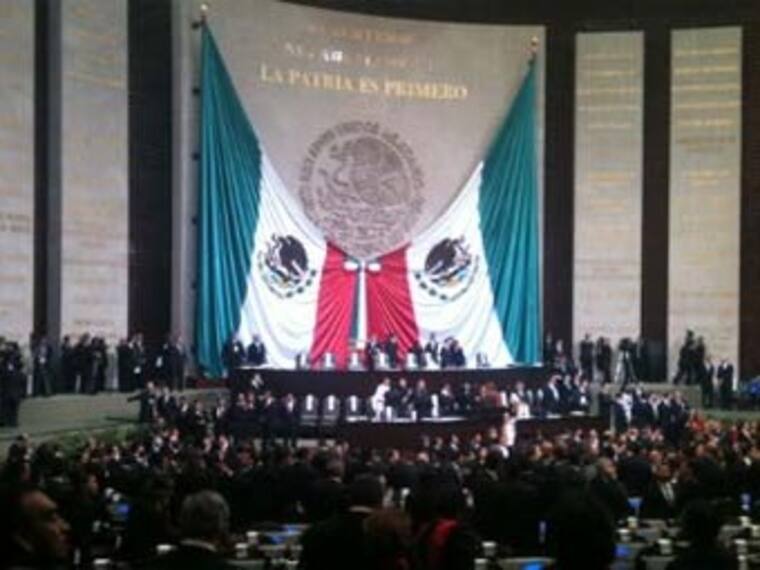 'El nuevo PRI'. Luis Prados, corresponsal de El País y Ioan Grillo, corresponsal de la revista Time