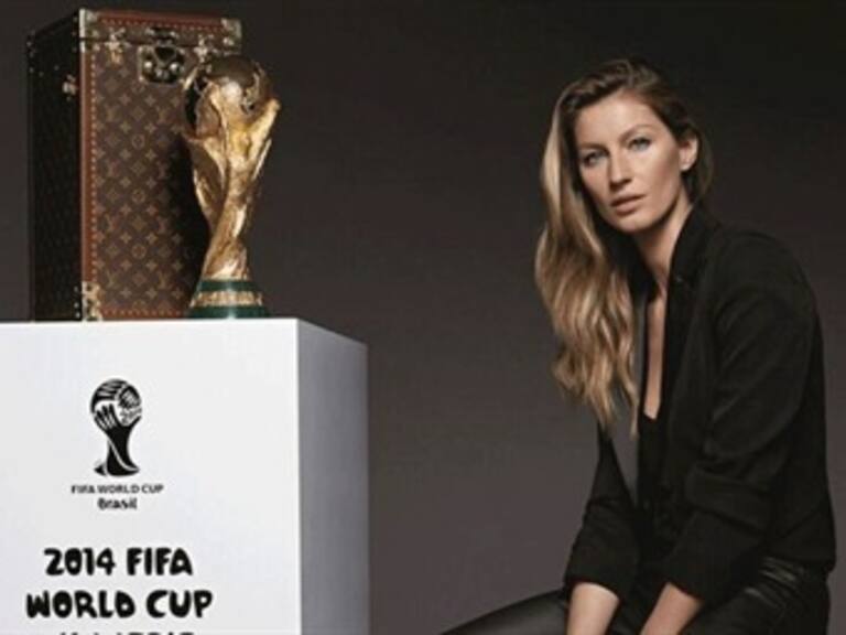 Entregará Puyol la Copa junto a la modelo Gisele Bündchen
