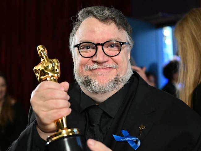 Guillermo del Toro y &#039;Pinocho&#039; ganan Oscar por Mejor Película Animada