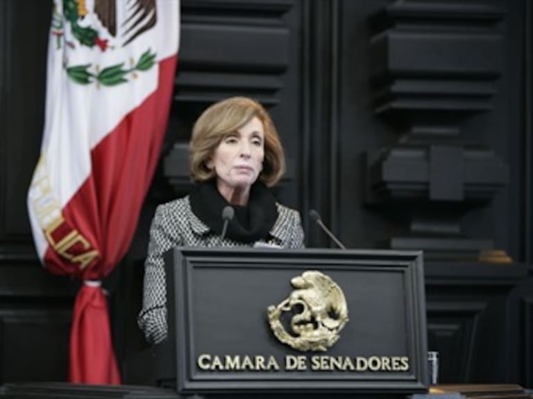 Solicitará Senado a Canadá eliminar visas a mexicanos